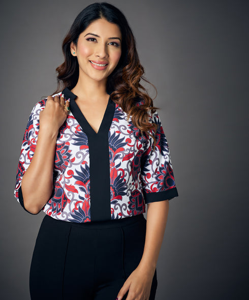 Notched Neckline Batwing Sleeve Printed Blouse